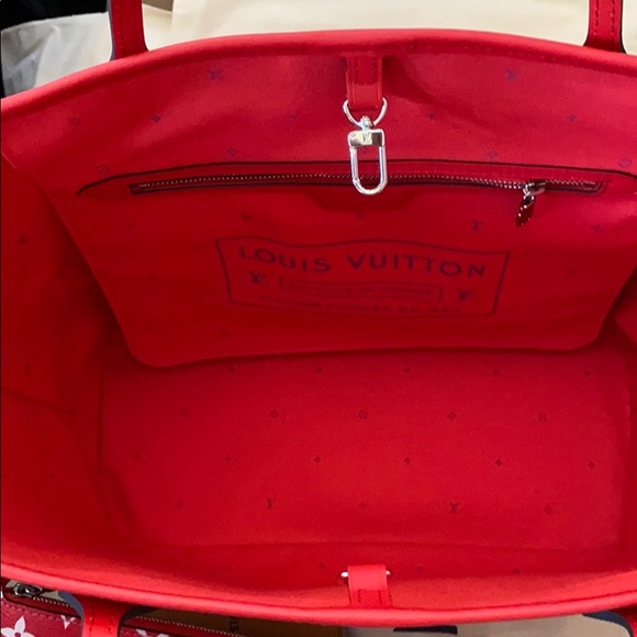 ‼️SOLD‼️👛💯% Auth.LV Escale Rouge NF MM - Picture 8 of 12